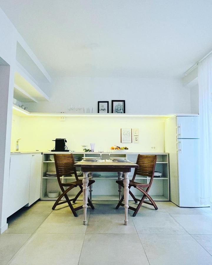 Vakantiehuis House Called Happiness